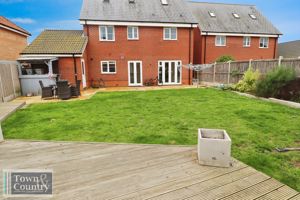 LAMBOURNE- click for photo gallery